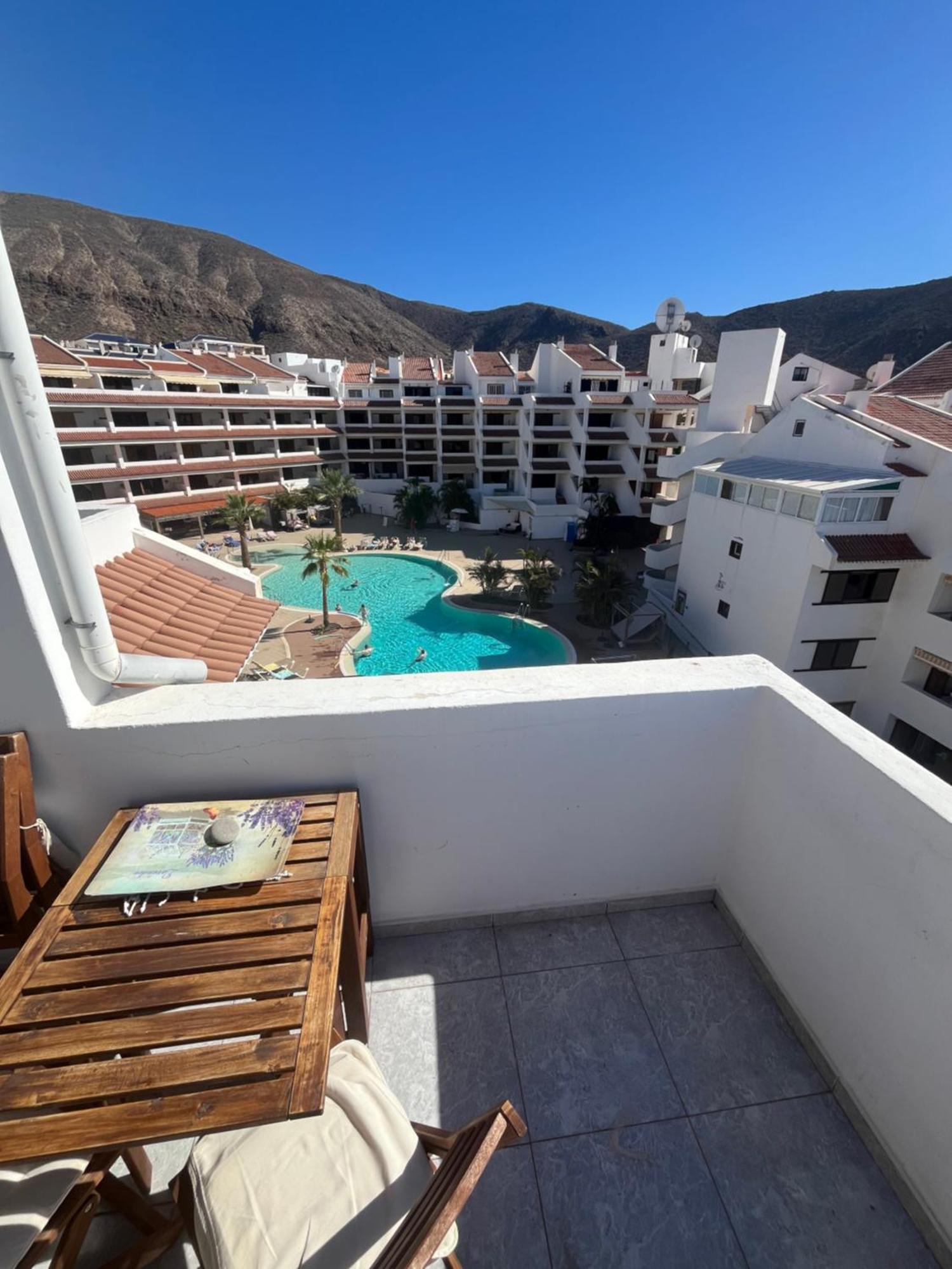 Апартаменти Sea View Penthouse With Large Terrace Лос-Крістіанос Екстер'єр фото