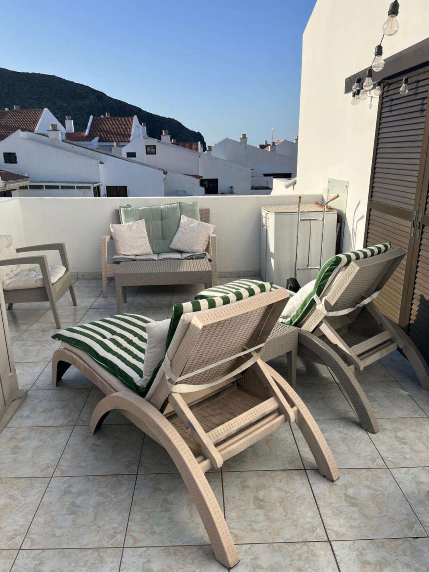Апартаменти Sea View Penthouse With Large Terrace Лос-Крістіанос Екстер'єр фото