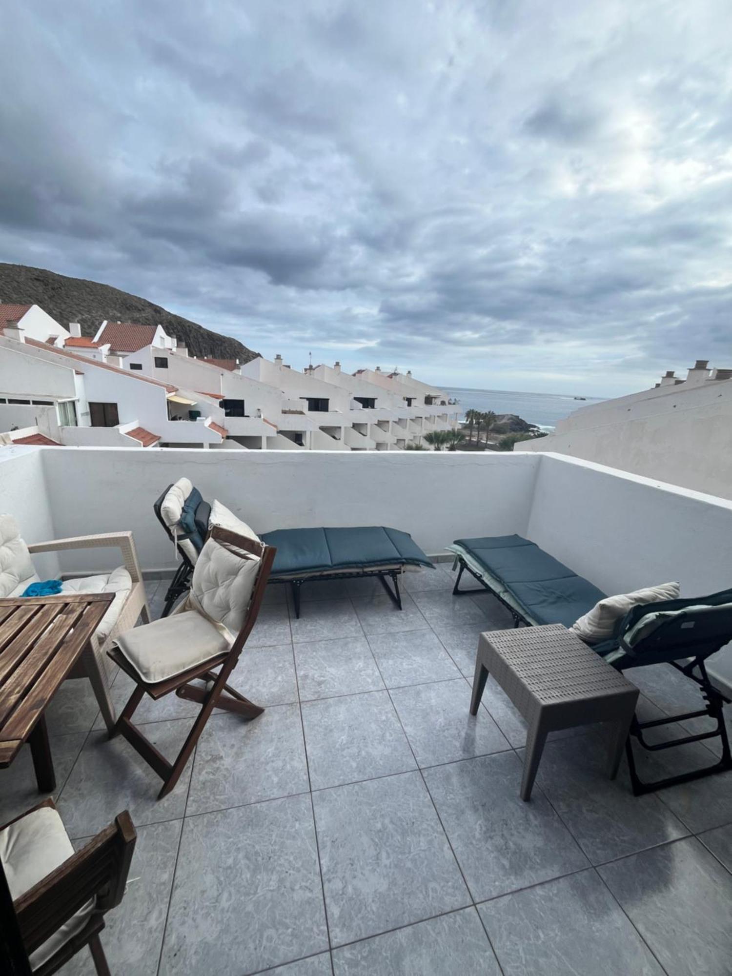 Апартаменти Sea View Penthouse With Large Terrace Лос-Крістіанос Екстер'єр фото